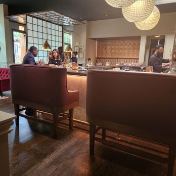 Ella Elli - Wine Bars Near Me - Chicago, Illinois