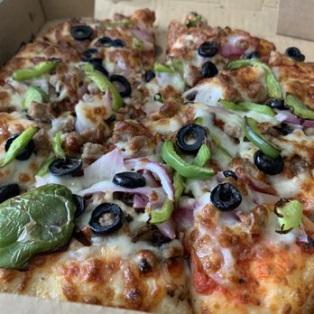 Robin Hood Pizza - Jumbo Supreme Pizza (minus the ham and sausage) - Pizza Near Me - Kent, Washington