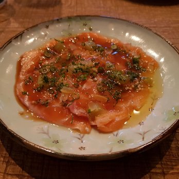 Der Dantler - Carpaccio Lachs, braune Butter und Teriyaki - Delis Near Me - Munich, BY