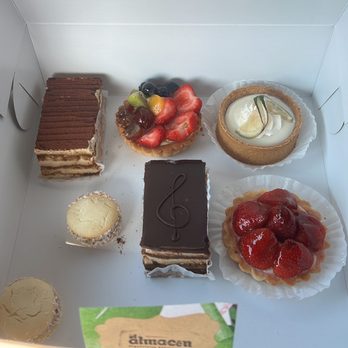 El Almacen - Bakeries Near Me - Sunny Isles Beach, Florida El Almacen - Bakeries Near Me - Sunny Isles Beach, Florida