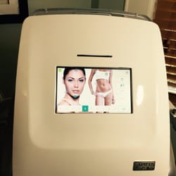 Skinfluentials - Cutting edge electrolysis equipment assuring the client of comfort and permanence.