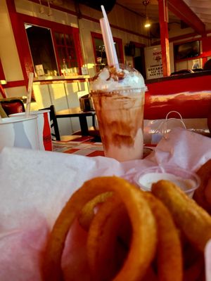 Mad Madeline's Grill by null
