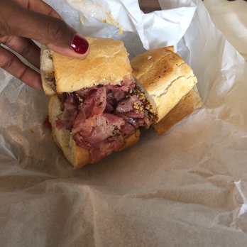 EARL Kaimuki - Sandwiches Near Me - Honolulu, Hawaii EARL Kaimuki - Sandwiches Near Me - Honolulu, Hawaii