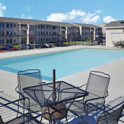 Benson Estates Apartments - Crystal Clear Swimming Pool