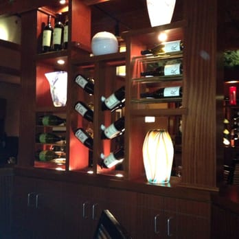 Seasons 52 - New American Near Me - Mclean, Virginia
