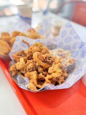 Bob's Clam Hut by null