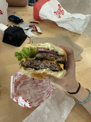 Bub's Burgers by null