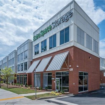Extra Space Storage - Beauty Image - Self Storage Near Me - Sandy Springs, Georgia Extra Space Storage - Beauty Image - Self Storage Near Me - Sandy Springs, Georgia
