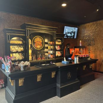 Mystique The Magic Experience - Bar and snacks offered - Magicians Near Me - Mesa, Arizona