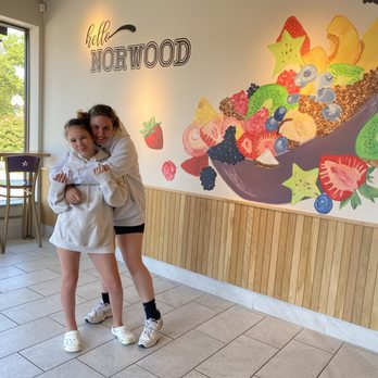 Maha Juice Bar - Juice Bars & Smoothies Near Me - Norwood, Massachusetts