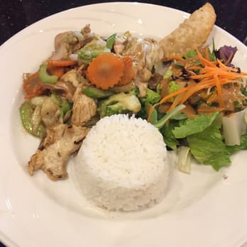 Savory Thai - Steamed vegetables with chicken - Thai Near Me - Oceanside, California