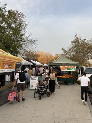 LA Rivers Farmers' Market by null