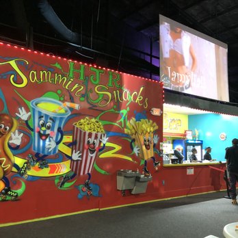 Houston Just Rolling Skating Rink - Snack bar - Skating Rinks Near Me - Houston, Texas Houston Just Rolling Skating Rink - Snack bar - Skating Rinks Near Me - Houston, Texas