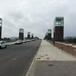 Wasserstadtbrücke
