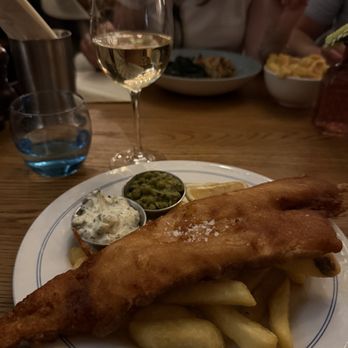 The Sanctuary House - Fish and chips - Sandwiches Near Me - London, XGL