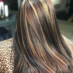 Salon 108
