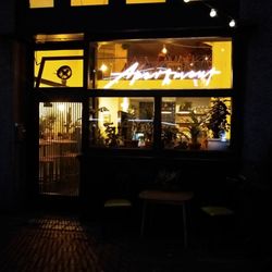 Apartment - Aufgepasst und hingeschaut!