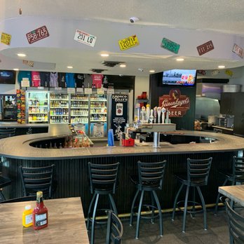 Bronco Billy's Saloon - the bar and seating - Barbeque Near Me - Baraboo, Wisconsin