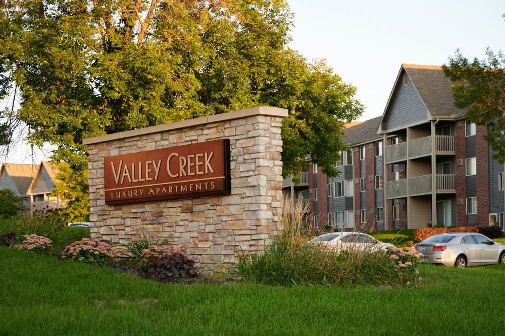 VALLEY CREEK APARTMENTS 18 Reviews & 25 Photos 1707 Century Cir