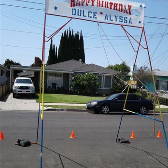 Piñata Stand - www.pinataholder.com - Party Equipment Rentals Near Me - Alhambra, California Piñata Stand - www.pinataholder.com - Party Equipment Rentals Near Me - Alhambra, California