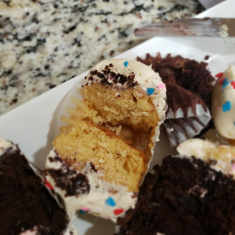Sugarfoot's Cupcakes - Cupcakes Near Me - Spring, Texas Sugarfoot's Cupcakes - Cupcakes Near Me - Spring, Texas