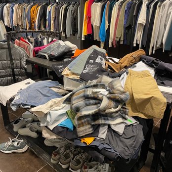Zara - Mess. - Men's Clothing Near Me - Skokie, Illinois