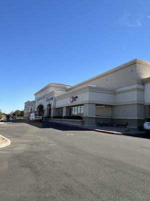 Albertsons by null