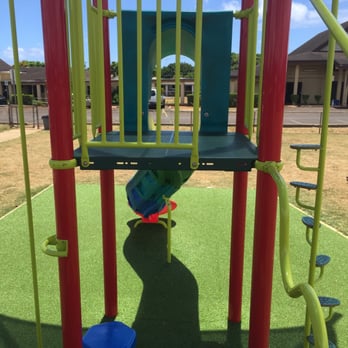 Isenberg Park - Parks Near Me - Lihue, Hawaii