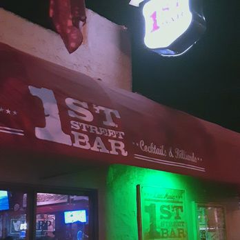 1st Street Bar - the neon sign for the restaurant - Bars Near Me - Encinitas, California