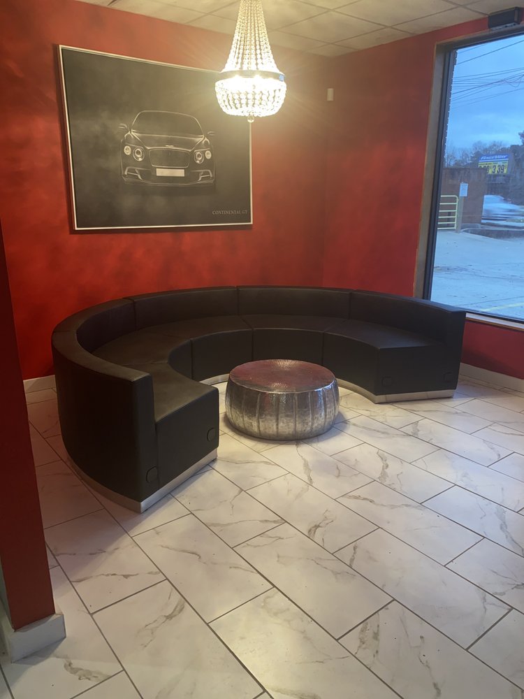 RED ROOM HOOKAH LOUNGE Updated October 2024 571 Garden Walk Blvd