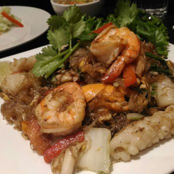 Bow Thai Restaurant - Seafood , large portion and best value - Thai Near Me - Toronto, Ontario