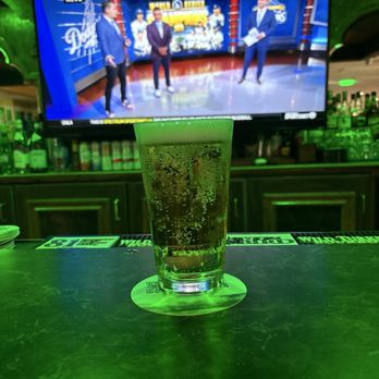 The Sportsman Restaurant - Ice cold Coors light! - Sports Bars Near Me - Camarillo, California