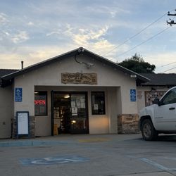 Menifee Market and Feed
