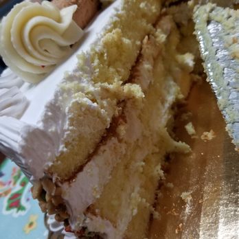 Chimirri's Italian Pastry Shoppe - Fabulous Cannoli Cake - Bakeries Near Me - Wethersfield, Connecticut Chimirri's Italian Pastry Shoppe - Fabulous Cannoli Cake - Bakeries Near Me - Wethersfield, Connecticut