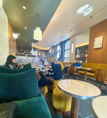 Sant Ambroeus Coffee Bar by null