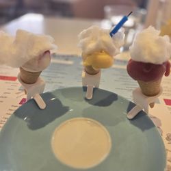 Fortnum & Mason - Aurora BDAY sweet treat