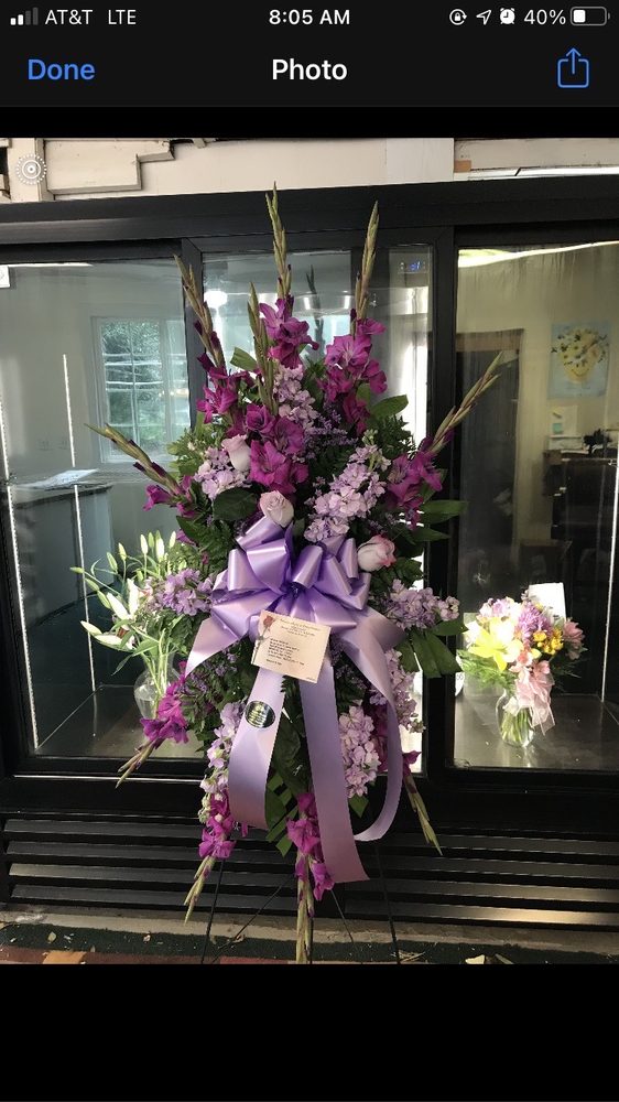 BROOKS FLORIST & GREENHOUSE Updated October 2024 5320 Desiard St