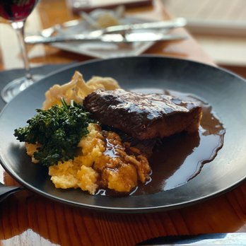Bridgewater Bistro - Braised Beef Short Ribs with polenta and seasonal veggies - New American Near Me - Astoria, Oregon