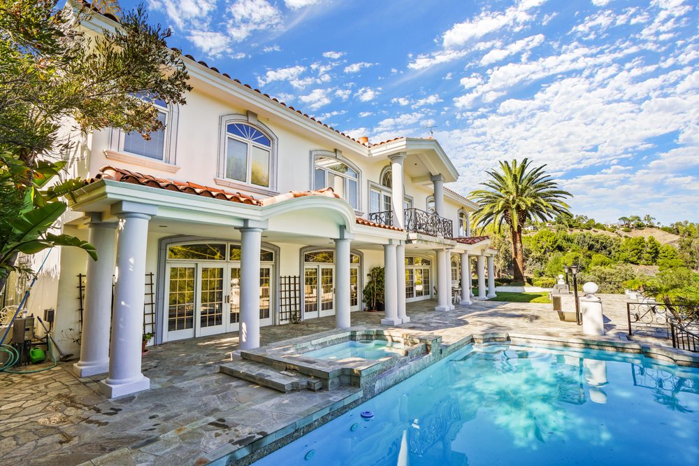 KRISTI DIETZ MARSHALL REDDICK REAL ESTATE 10 Photos Calabasas