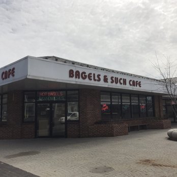 Bagels & Such - Exterior... north side LIRR by parking garage - Bagels Near Me - Ronkonkoma, New York