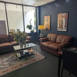 Kava Daddy - Lounge area