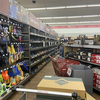 Tractor Supply - Hardware Stores Near Me - Barkhamsted, Connecticut