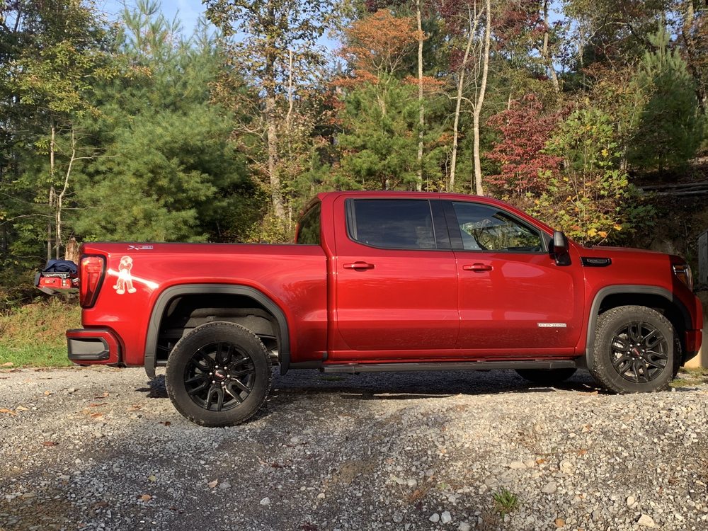 CHAMPION CHEVROLET GMC Updated August 2024 1600 Sparta St, MCMINNVILLE, Tennessee Car