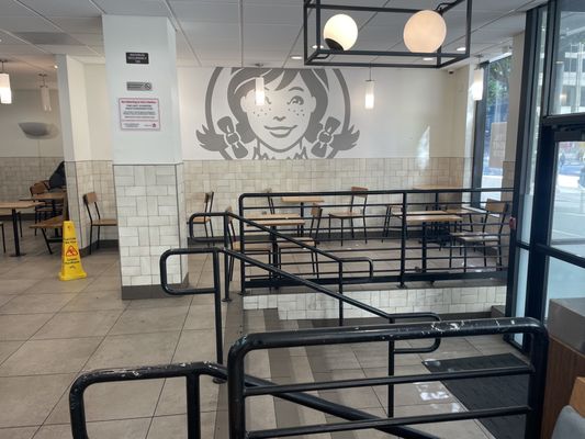 Wendy's by null