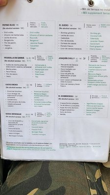 Menu photo 4 mariposa negra Barcelona, B