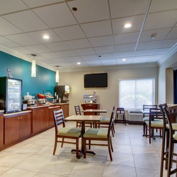 Best Western Eagles Inn - Breakfast Area - Hotels Near Me - Morehead, Kentucky Best Western Eagles Inn - Breakfast Area - Hotels Near Me - Morehead, Kentucky