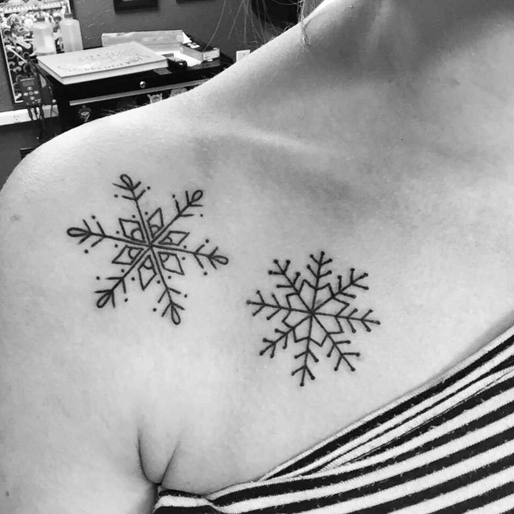Double Eagle Tattoo - Snowflakes by Brook. - Tattoo Near Me - Sonora, California