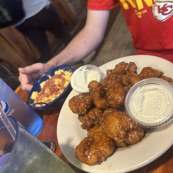 Missouri Hick Barbeque - Boneless wings - Barbeque Near Me - Cuba, Missouri