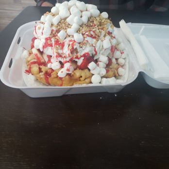 Sticky Icky Funnel Cakes - Juice Bars & Smoothies Near Me - Long Beach, California Sticky Icky Funnel Cakes - Juice Bars & Smoothies Near Me - Long Beach, California
