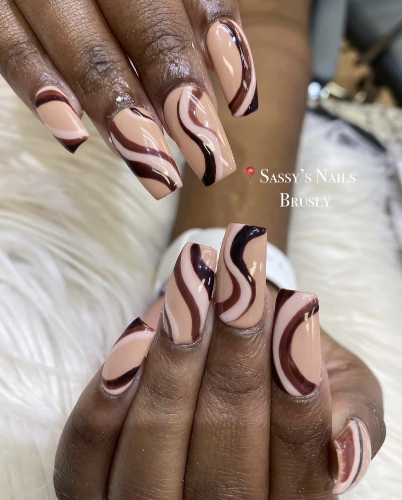 SASSY’S NAILS Updated September 2024 103 Photos & 11 Reviews 400